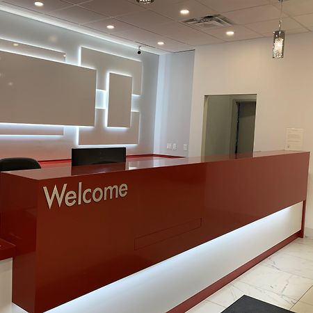 Emerald Hotel & Suites Calgary Airport Extérieur photo