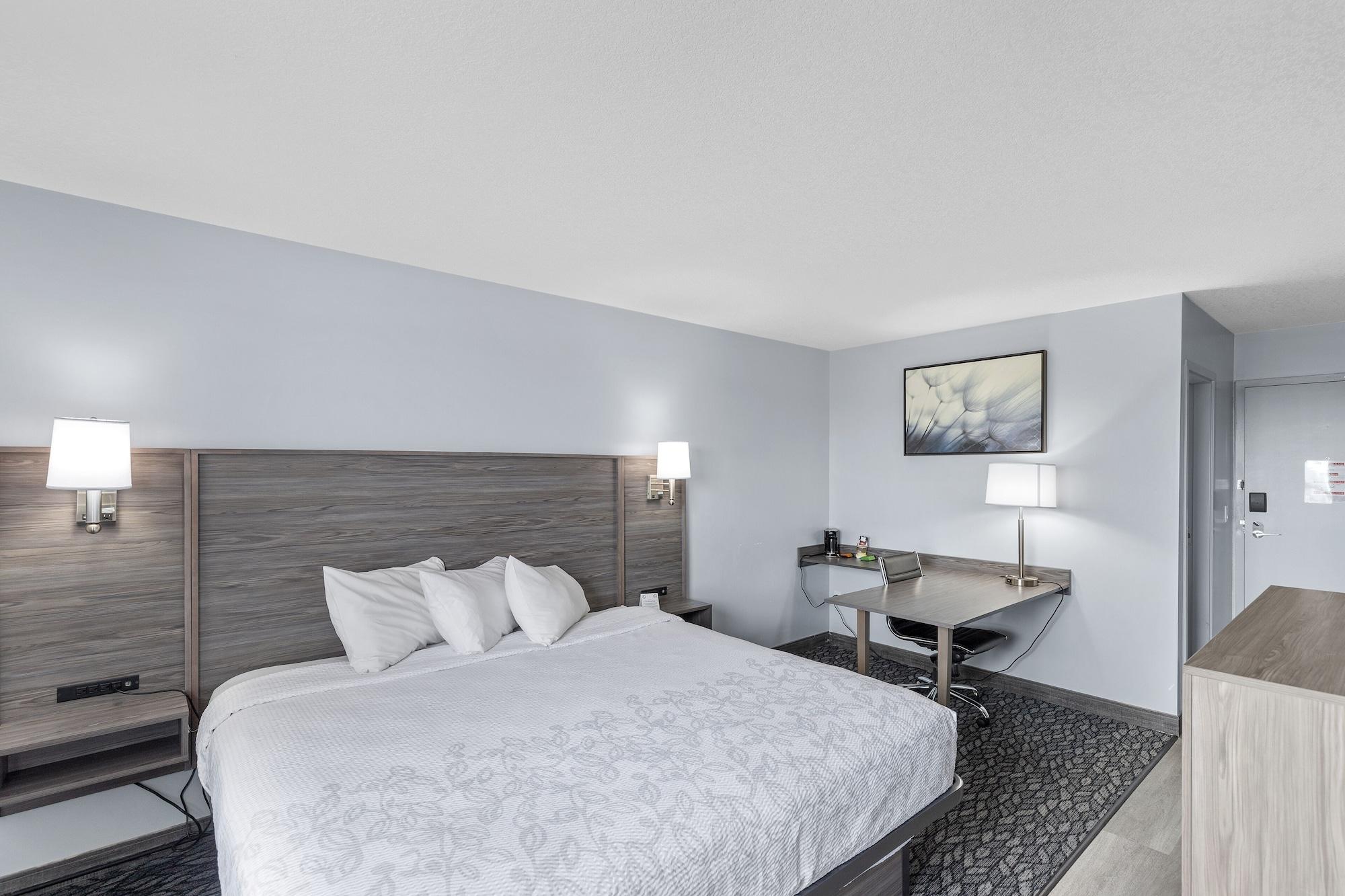 Emerald Hotel & Suites Calgary Airport Extérieur photo