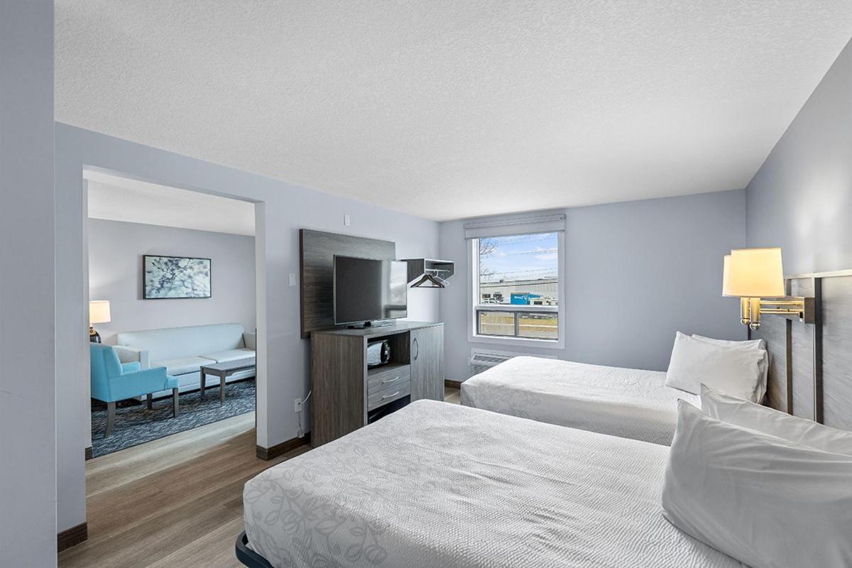 Emerald Hotel & Suites Calgary Airport Extérieur photo