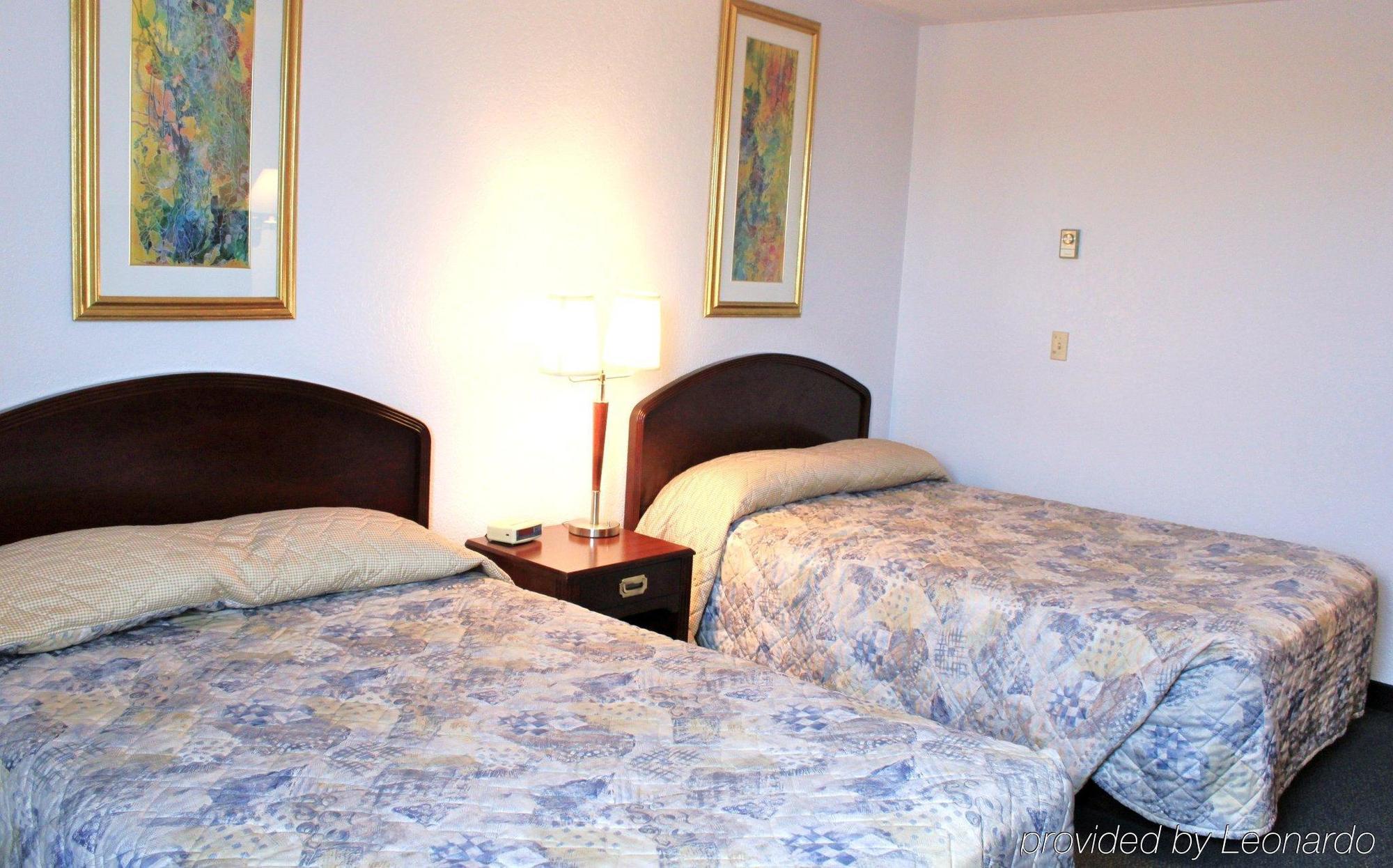 Emerald Hotel & Suites Calgary Airport Chambre photo